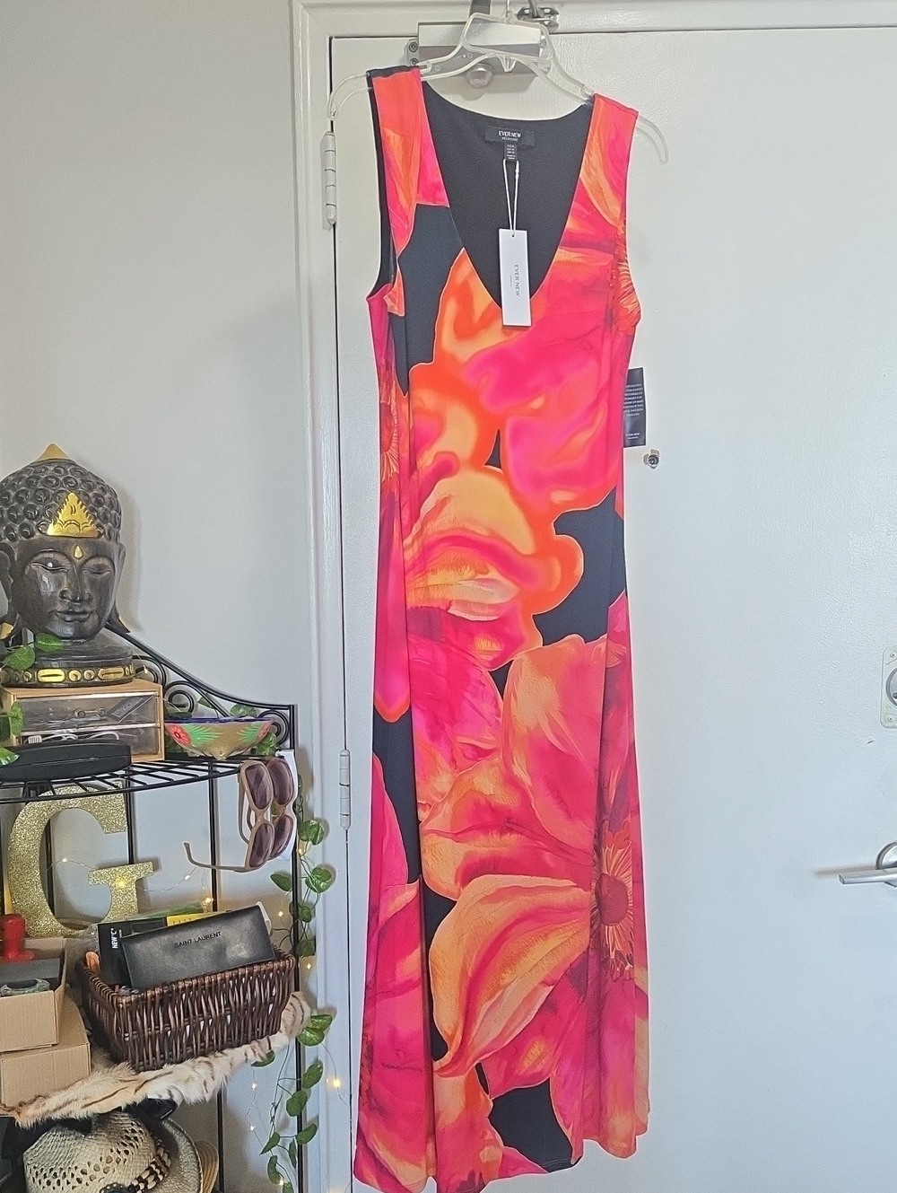 Ever New Sleeveless Maxi Dress in Pink and Orange Floral